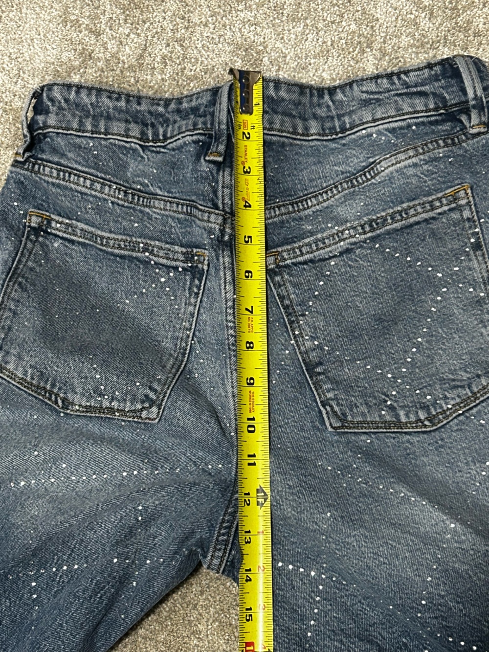 Good American Good Ease Rhinestone Argyle Relaxed Jeans Size 4/27 - Picture 8 of 9
